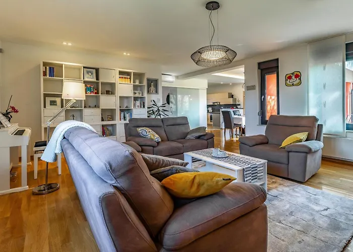 Kuca Za Odmor - Gala, פולה