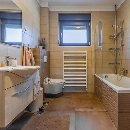 Villa Kuca Za Odmor - Gala,