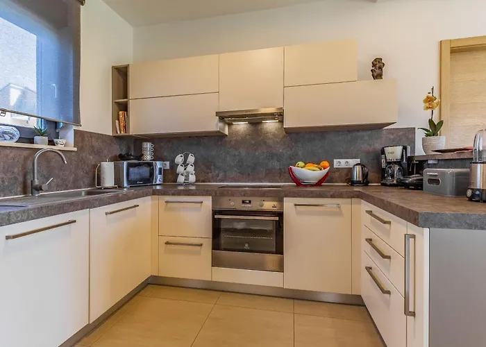 Villa Kuca Za Odmor - Gala, *